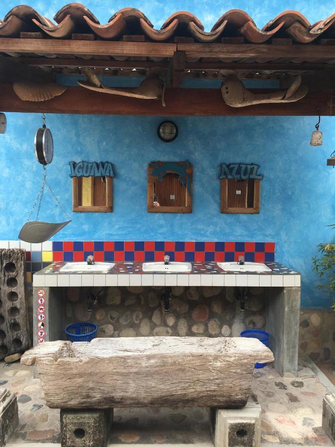 Hostel Iguana Azul Copan Exterior photo