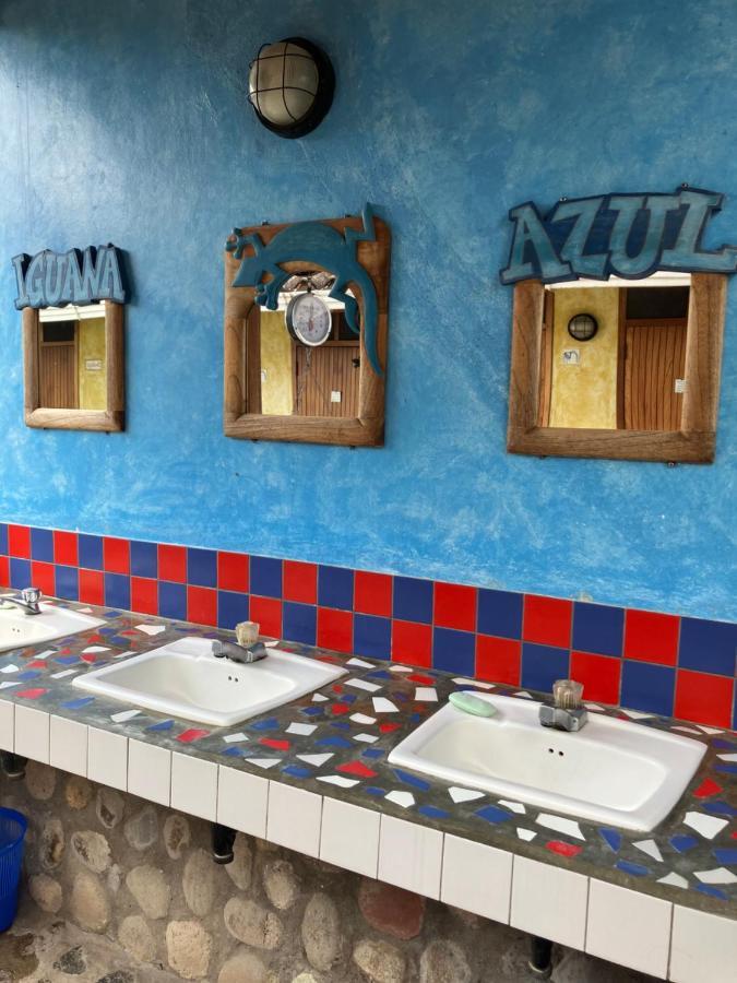 Hostel Iguana Azul Copan Exterior photo