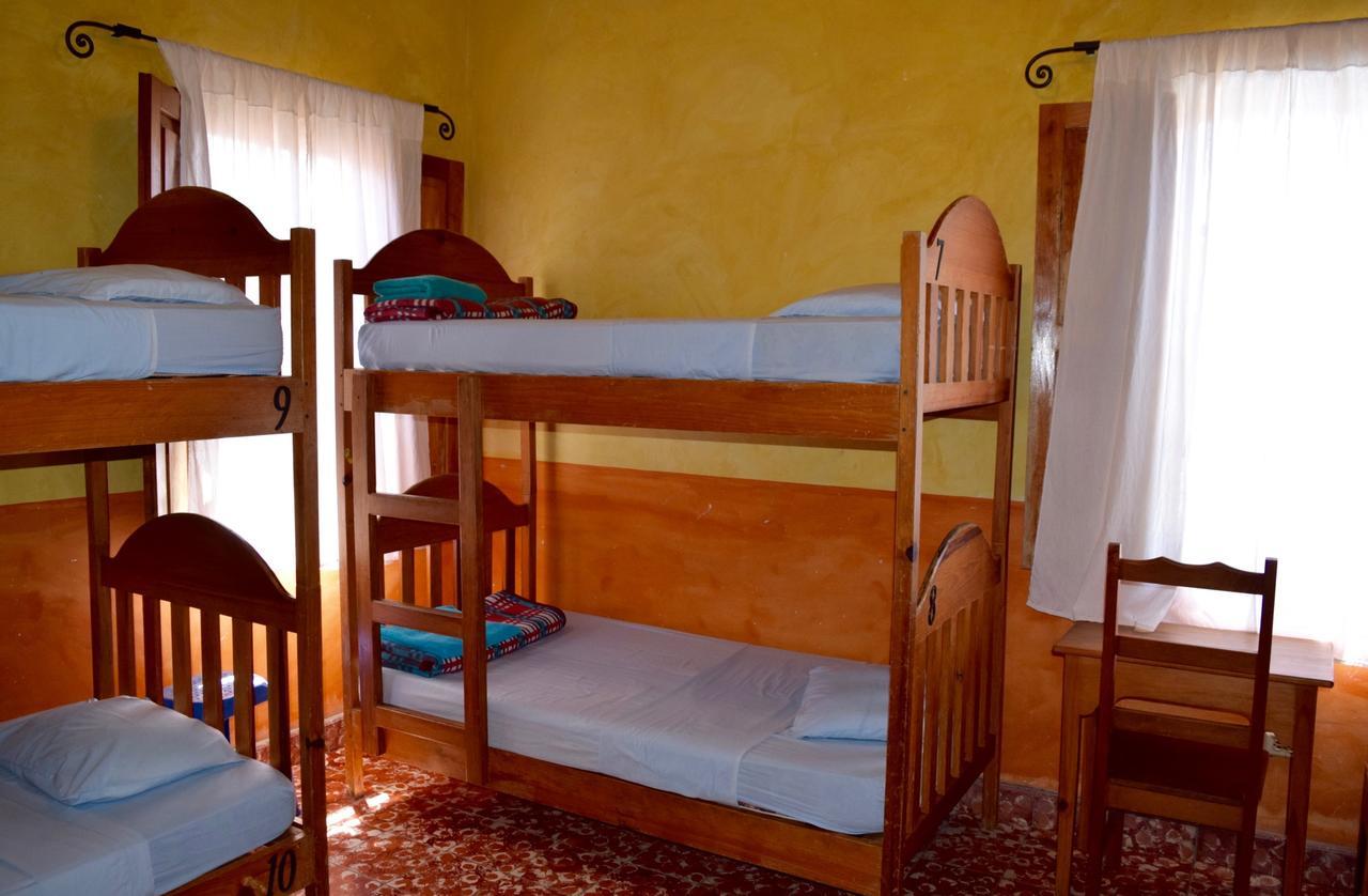 Hostel Iguana Azul Copan Exterior photo
