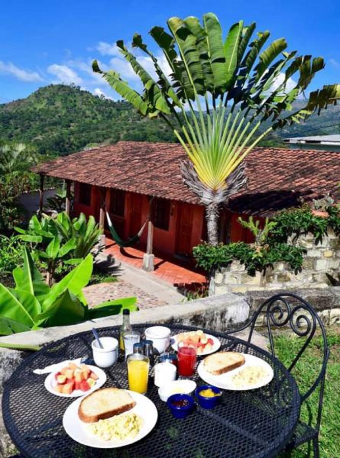 Hostel Iguana Azul Copan Exterior photo