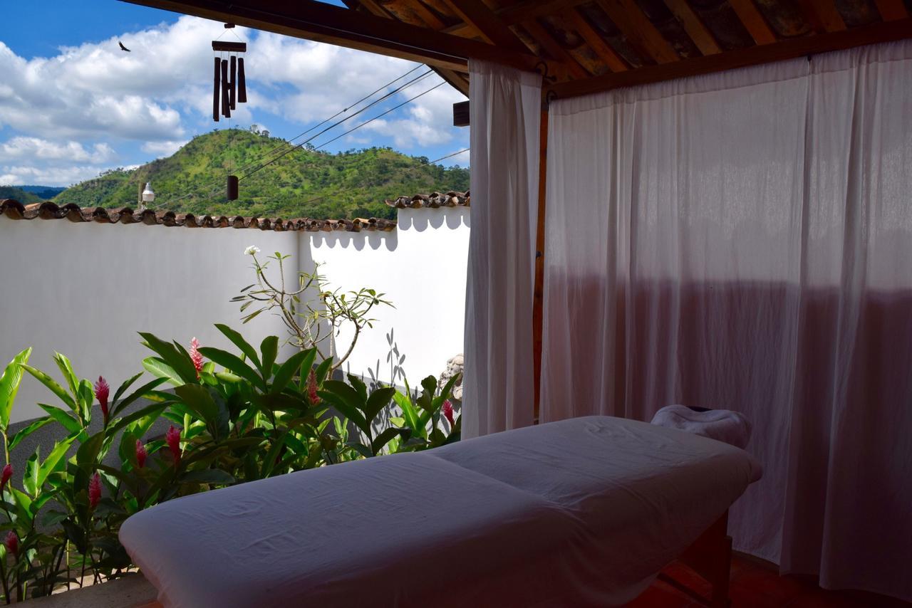 Hostel Iguana Azul Copan Exterior photo
